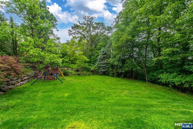 7 Briscoe, Ringwood, NJ 07456