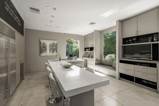 46370 Cameo Palms Drive, La Quinta, CA 92253