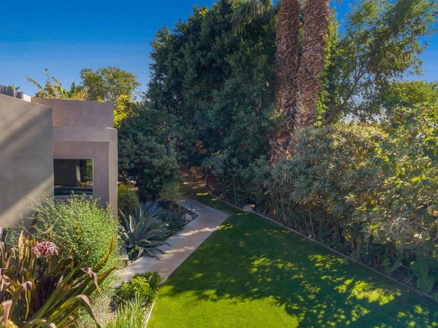 46370 Cameo Palms Drive, La Quinta, CA 92253