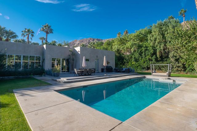 46370 Cameo Palms Drive, La Quinta, CA 92253