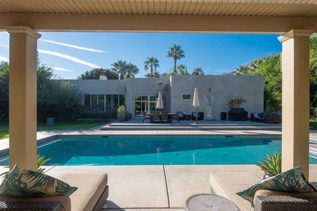 46370 Cameo Palms Drive, La Quinta, CA 92253