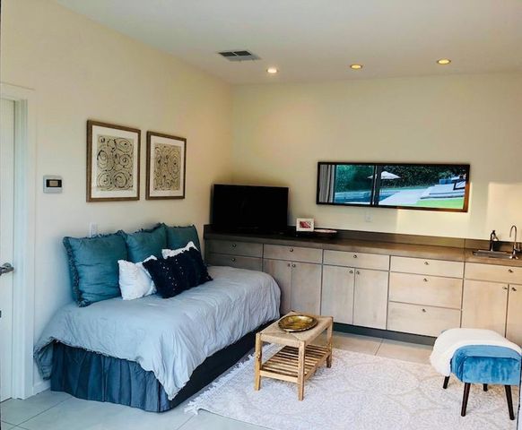 46370 Cameo Palms Drive, La Quinta, CA 92253