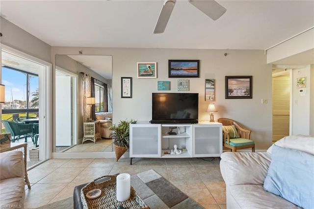 3170 Matecumbe Key RD # 112, Punta Gorda, FL 33955