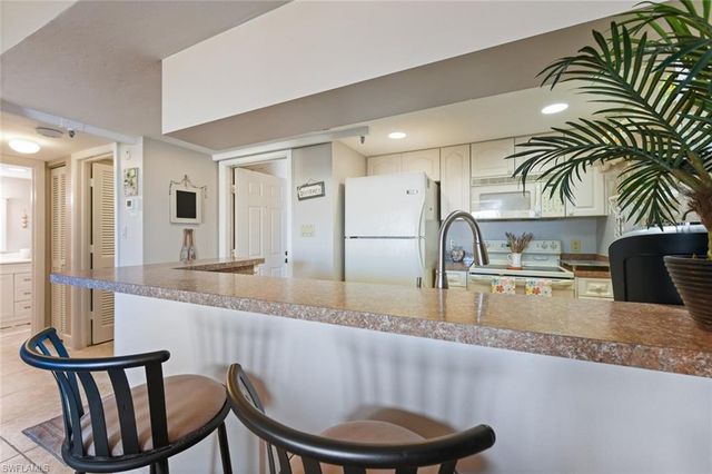 3170 Matecumbe Key RD # 112, Punta Gorda, FL 33955