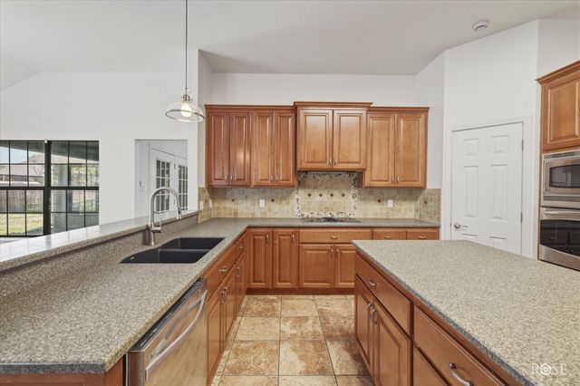 1628 Country Club Road, San Angelo, TX 76904