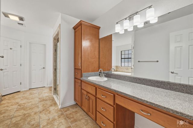 1628 Country Club Road, San Angelo, TX 76904