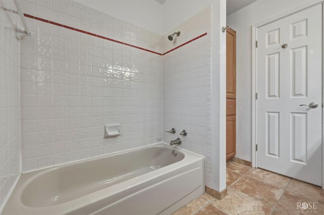 1628 Country Club Road, San Angelo, TX 76904