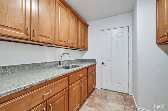 1628 Country Club Road, San Angelo, TX 76904