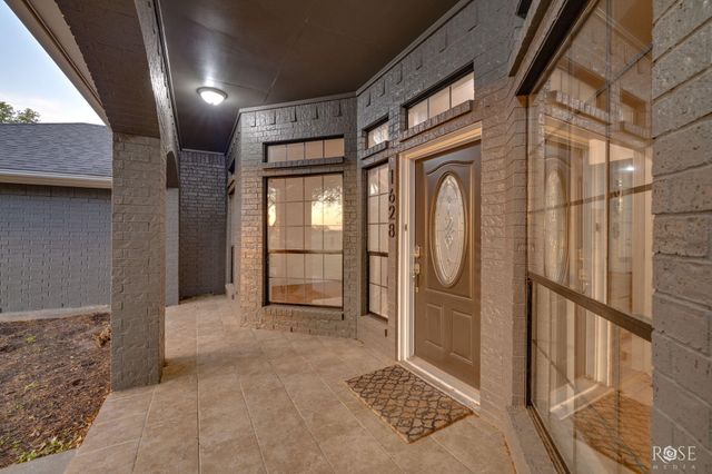 1628 Country Club Road, San Angelo, TX 76904