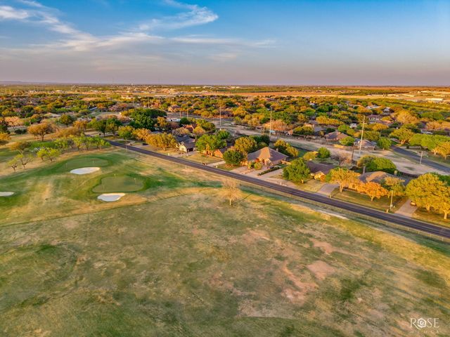 1628 Country Club Road, San Angelo, TX 76904