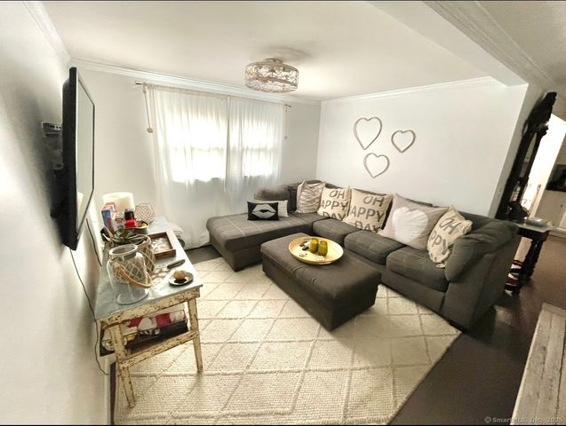 840 East Broadway 1, Milford, CT 06460