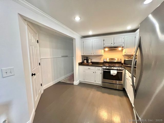 840 East Broadway 1, Milford, CT 06460