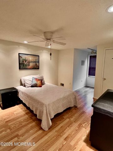 1901 Teakwood Road, Toms River, NJ 08753