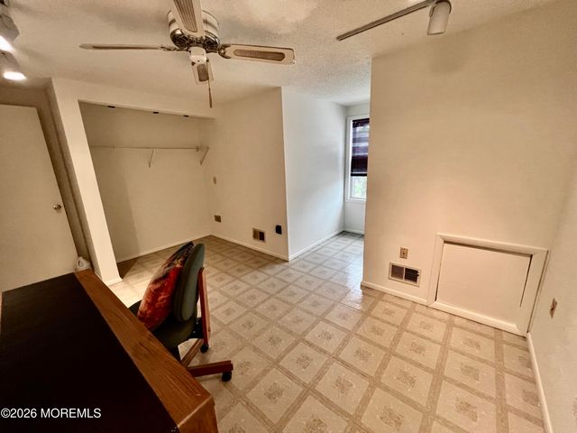 1901 Teakwood Road, Toms River, NJ 08753