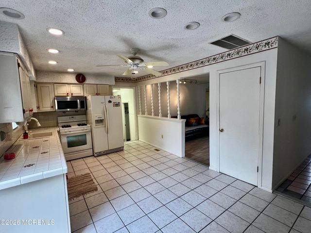 1901 Teakwood Road, Toms River, NJ 08753