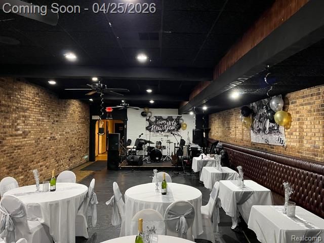 17420 E Warren, Detroit, MI 48224