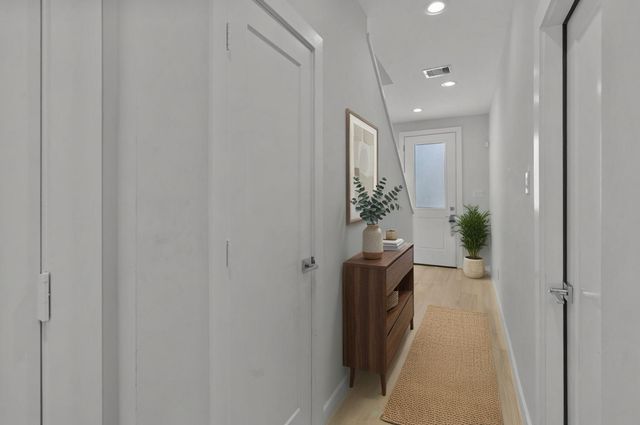 825 Martin Street, Houston, TX 77018