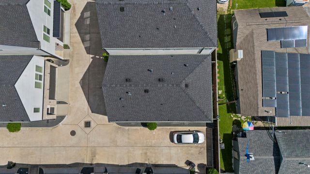 825 Martin Street, Houston, TX 77018