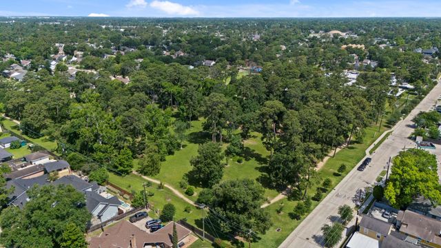 825 Martin Street, Houston, TX 77018
