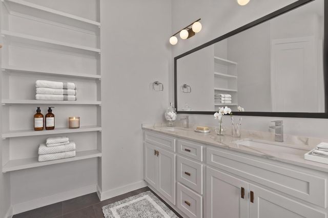 825 Martin Street, Houston, TX 77018