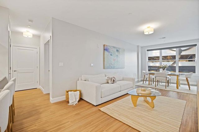 99 Foundry Place 108, Portsmouth, NH 03801