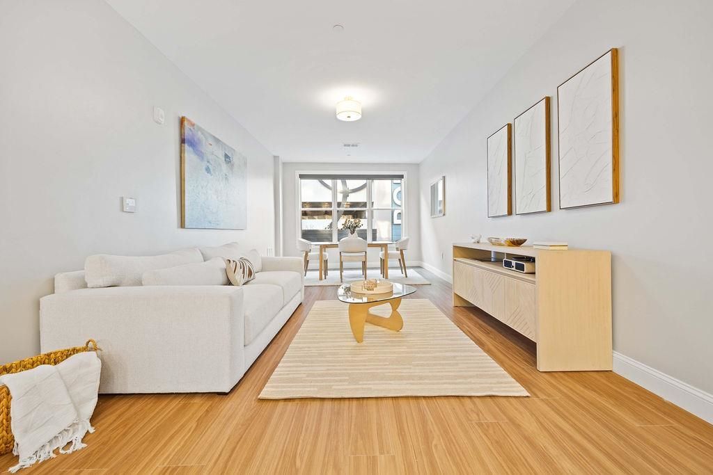 99 Foundry Place 108, Portsmouth, NH 03801