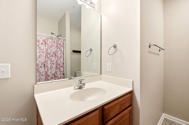 3909 Botsford Court Unit 104, Wilmington, NC 28412