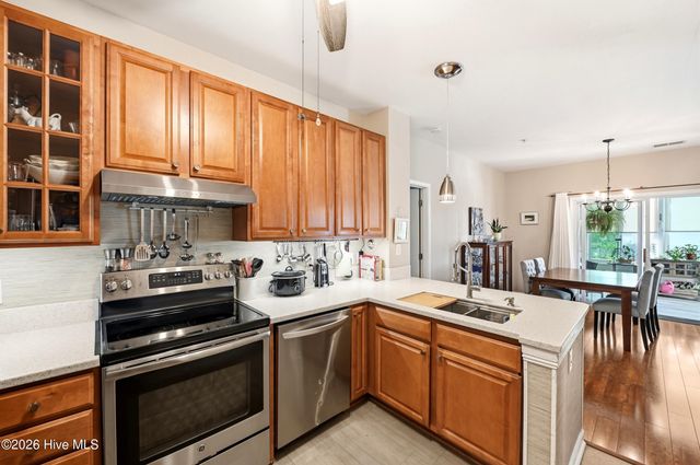 3909 Botsford Court Unit 104, Wilmington, NC 28412
