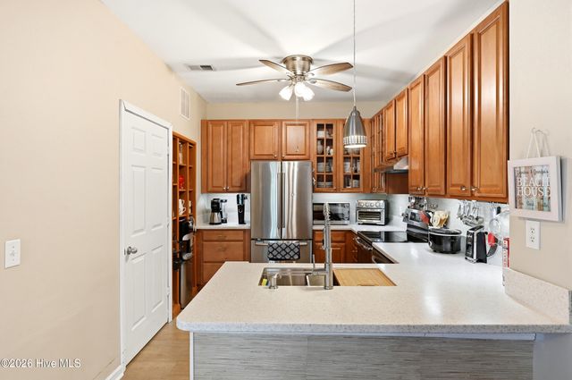 3909 Botsford Court Unit 104, Wilmington, NC 28412