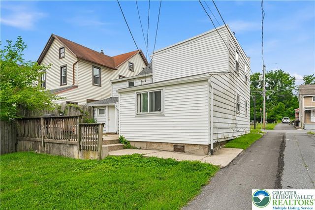 229 Main Street, Freemansburg Boro, PA 18017