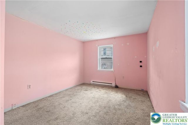229 Main Street, Freemansburg Boro, PA 18017