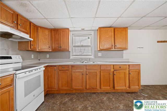 229 Main Street, Freemansburg Boro, PA 18017
