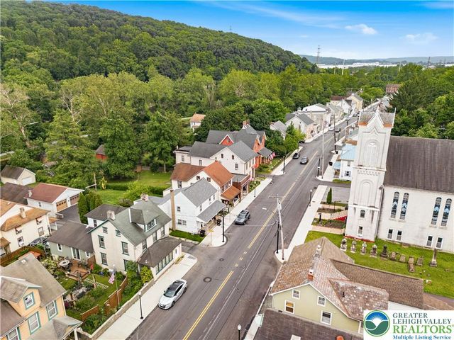 229 Main Street, Freemansburg Boro, PA 18017