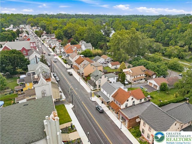 229 Main Street, Freemansburg Boro, PA 18017
