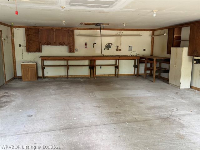3020 Whittingslow Road, Greenwood, AR 72936