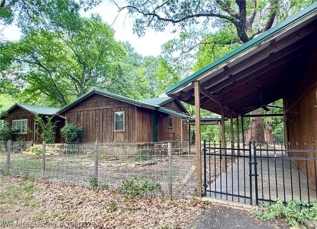 3020 Whittingslow Road, Greenwood, AR 72936
