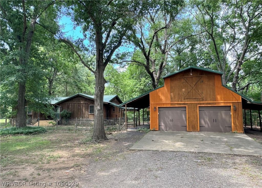 3020 Whittingslow Road, Greenwood, AR 72936