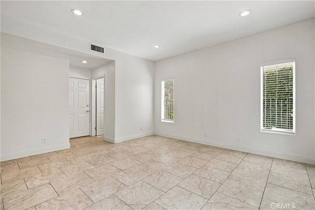 10002 Unit C Reseda Boulevard, Northridge, CA 91324