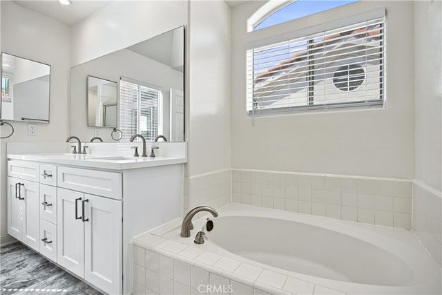 10002 Unit C Reseda Boulevard, Northridge, CA 91324