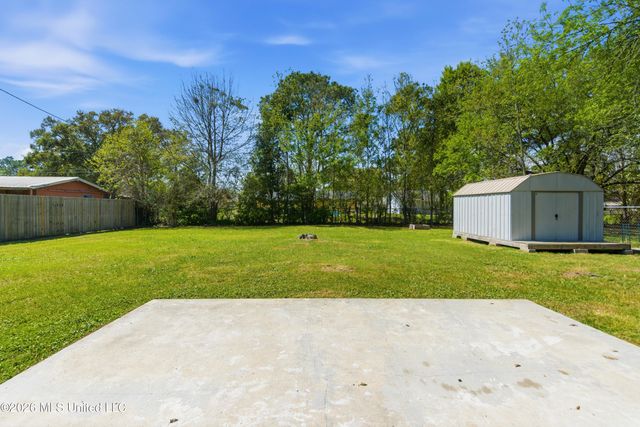 6688 Balboa Circle, Ocean Springs, MS 39564