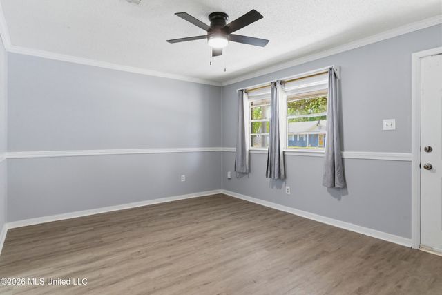 6688 Balboa Circle, Ocean Springs, MS 39564