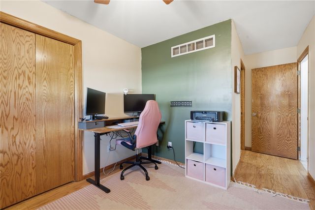 3300 McGowan Boulevard, Marion, IA 52302