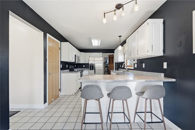 3300 McGowan Boulevard, Marion, IA 52302