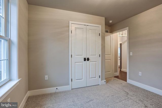 016 STARLIGHT LANE, Lebanon, PA 17046