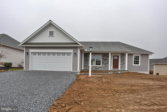 016 STARLIGHT LANE, Lebanon, PA 17046