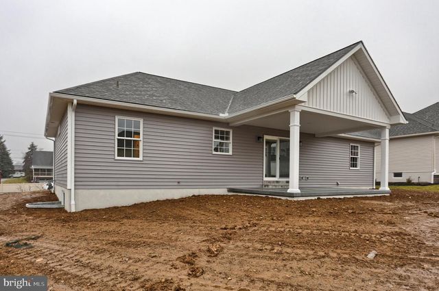 016 STARLIGHT LANE, Lebanon, PA 17046