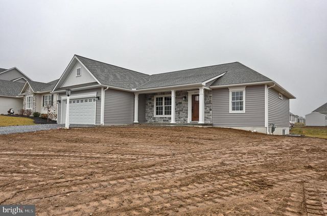 016 STARLIGHT LANE, Lebanon, PA 17046