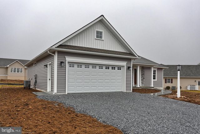 016 STARLIGHT LANE, Lebanon, PA 17046