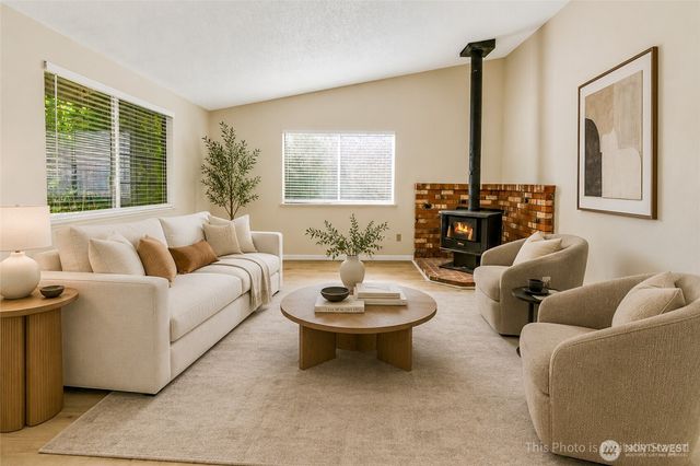 4936 Cottage Lane SE, Lacey, WA 98503