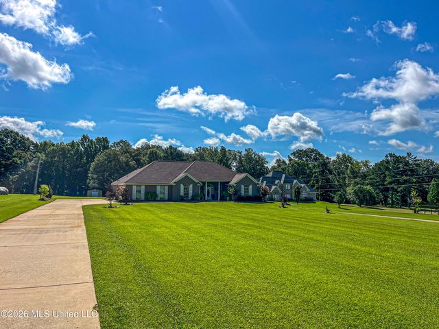 1930 Suzanna Drive, Raymond, MS 39154